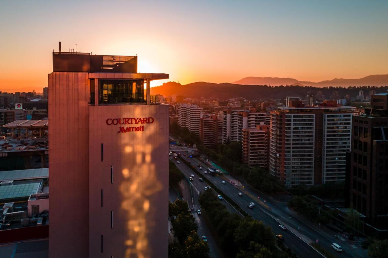 Courtyard By Marriott Santiago Las Condes Hotel Exterior photo